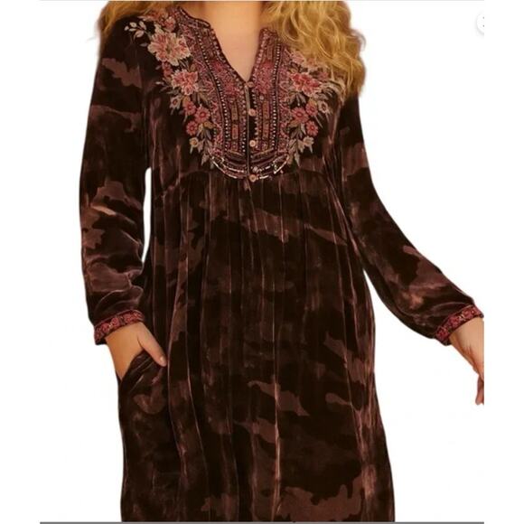 Johnny Was Multicolored Embroidered Camo, Silk/Velvet, Long Sleeve Dress- XL - Picture 2 of 9
